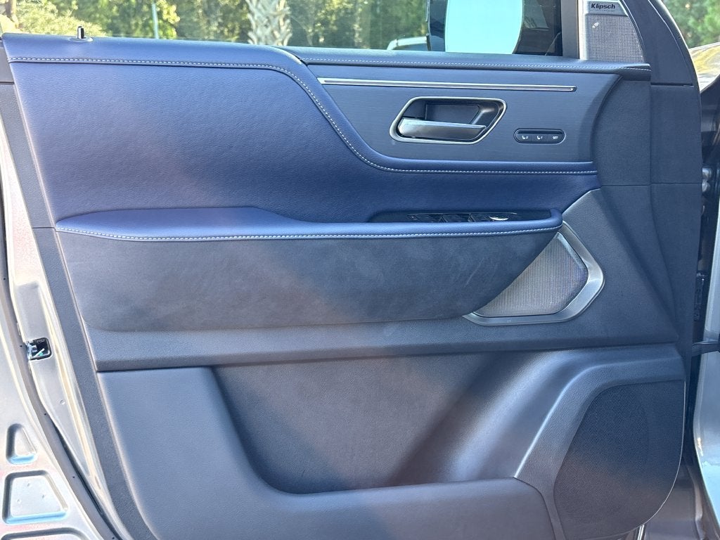 2027 INFINITI QX80 Sport 4WD