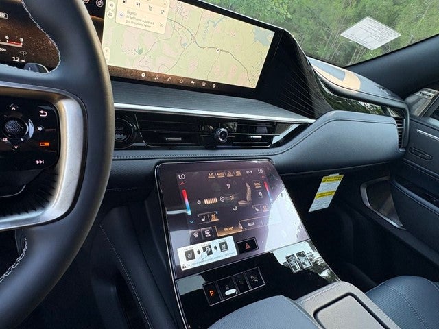 2027 INFINITI QX80 Sport 4WD