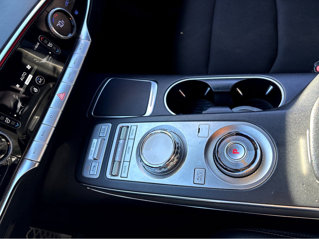 2023 Genesis GV70 2.5T