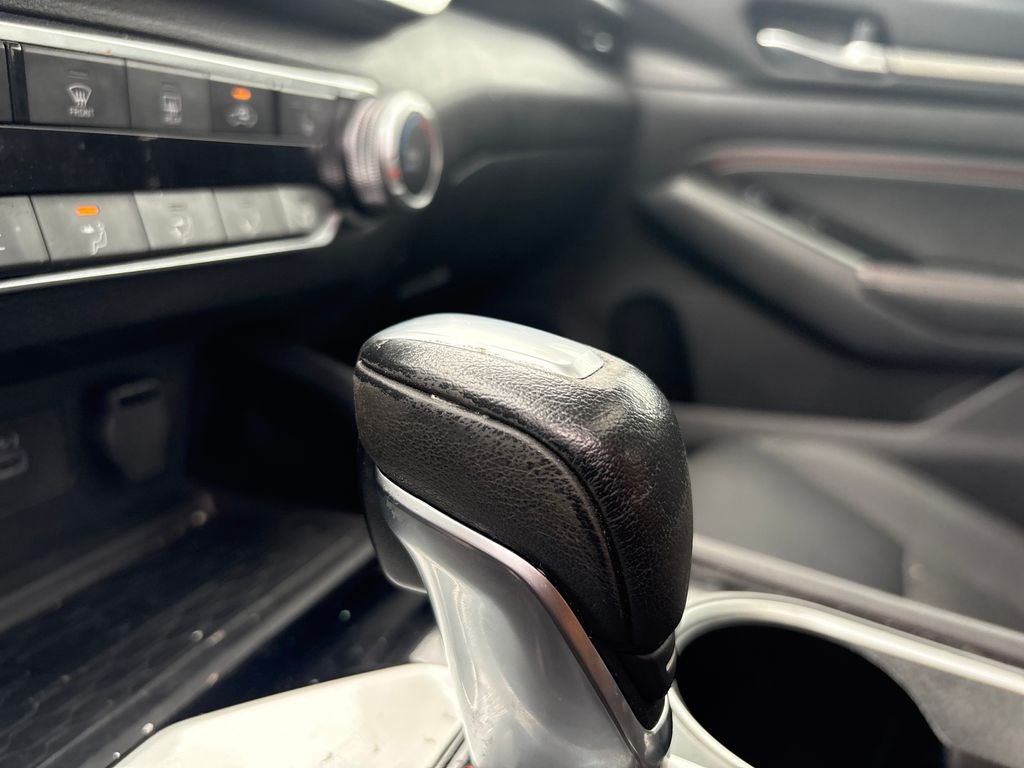 2023 Nissan Altima SR