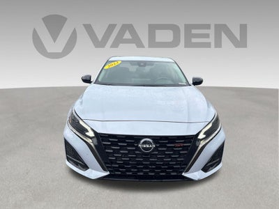 2023 Nissan Altima SR