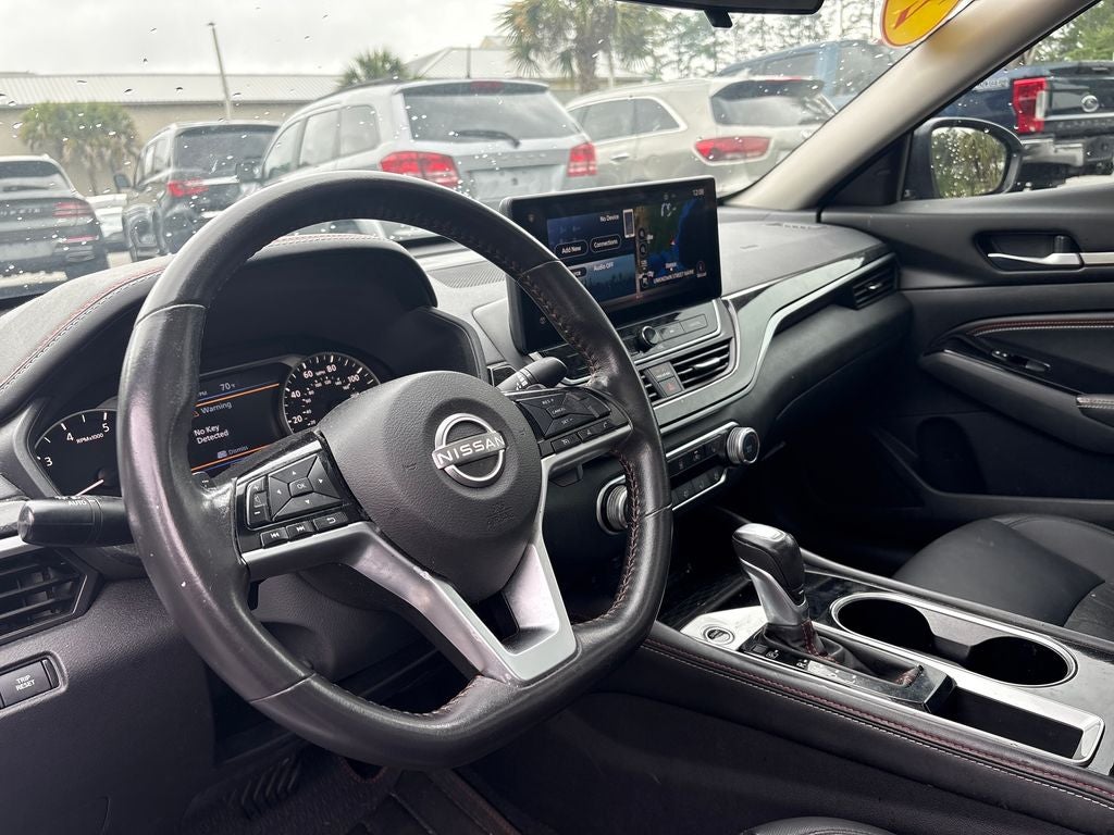 2023 Nissan Altima SR