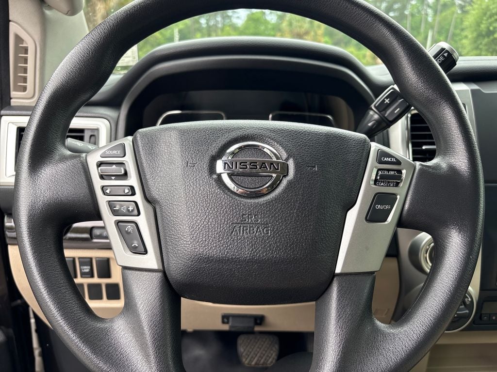 2017 Nissan Titan XD SV