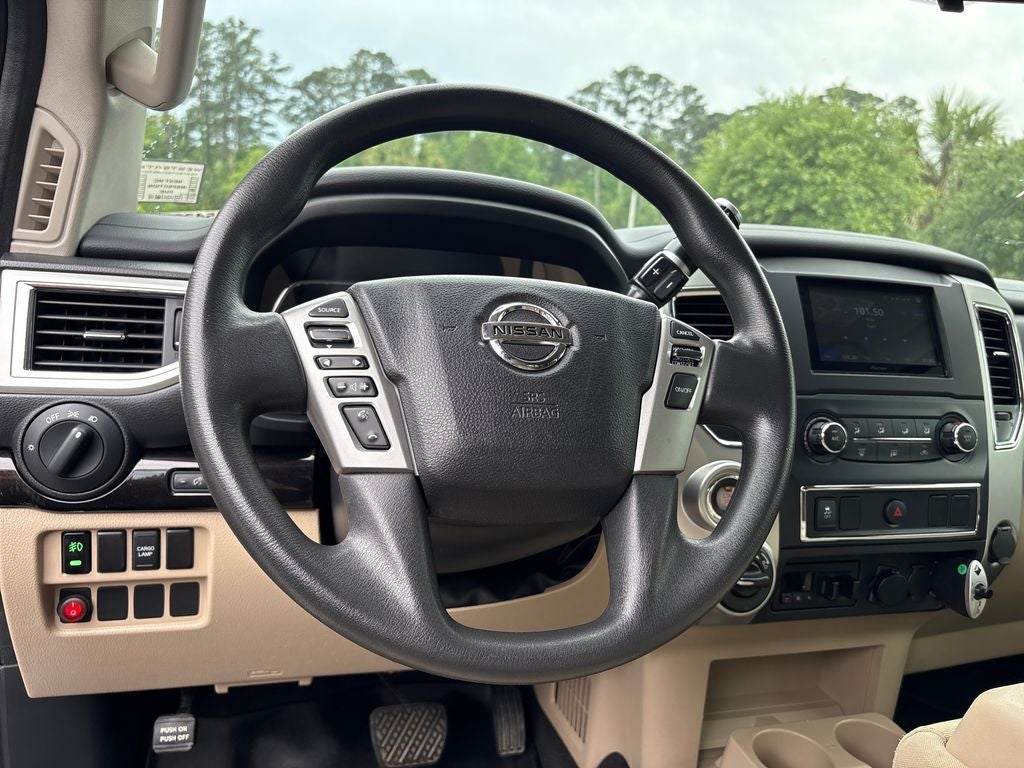 2017 Nissan Titan XD SV