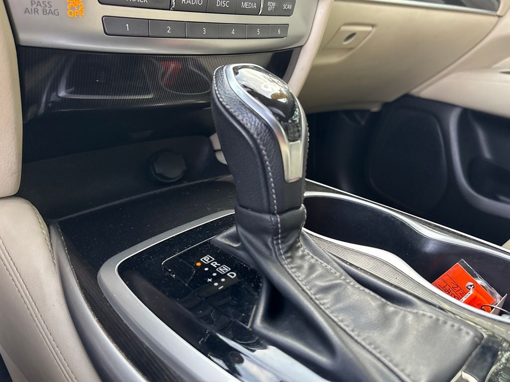 2017 INFINITI QX60 Base