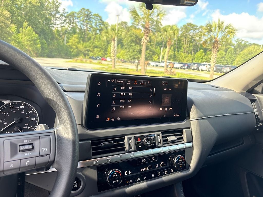 2026 Nissan Pathfinder S