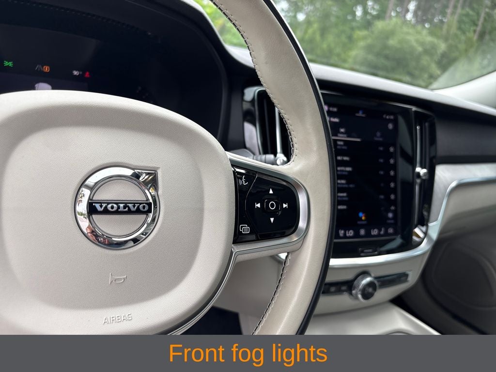 2024 Volvo S60 B5 Plus Dark Theme