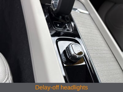 2024 Volvo S60 B5 Plus Dark Theme