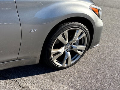 2015 INFINITI Q70 3.7