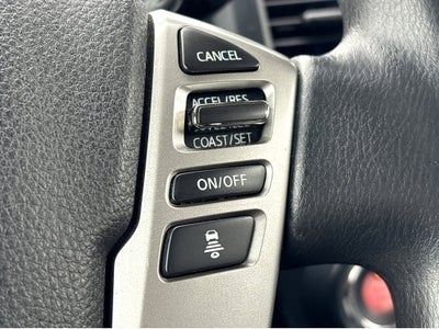 2023 Nissan TITAN Crew Cab SV