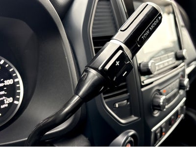 2023 Nissan TITAN Crew Cab SV