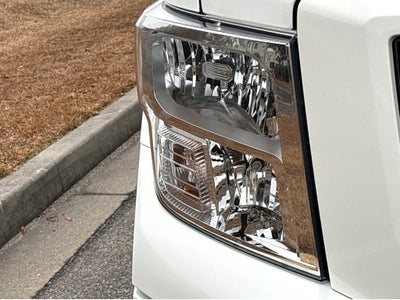 2023 Nissan TITAN Crew Cab SV