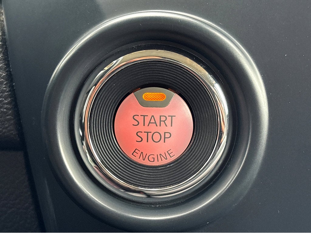 2023 Nissan TITAN Crew Cab SV