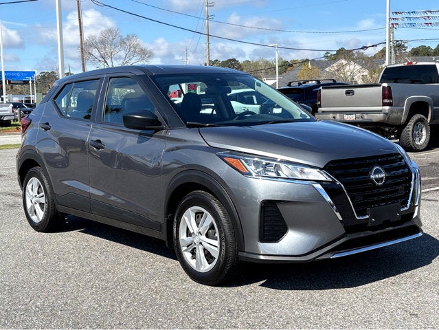 2025 Nissan Kicks Play S