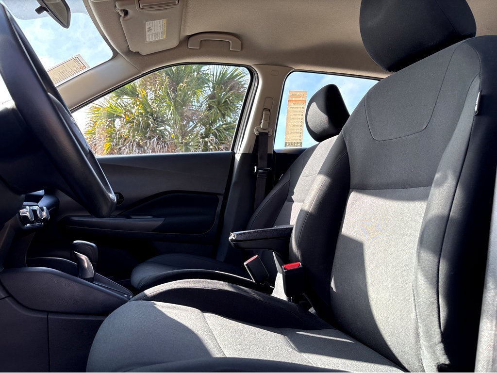 2023 Nissan Kicks S