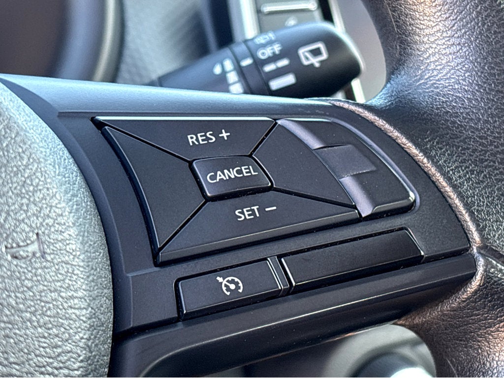 2023 Nissan Kicks S