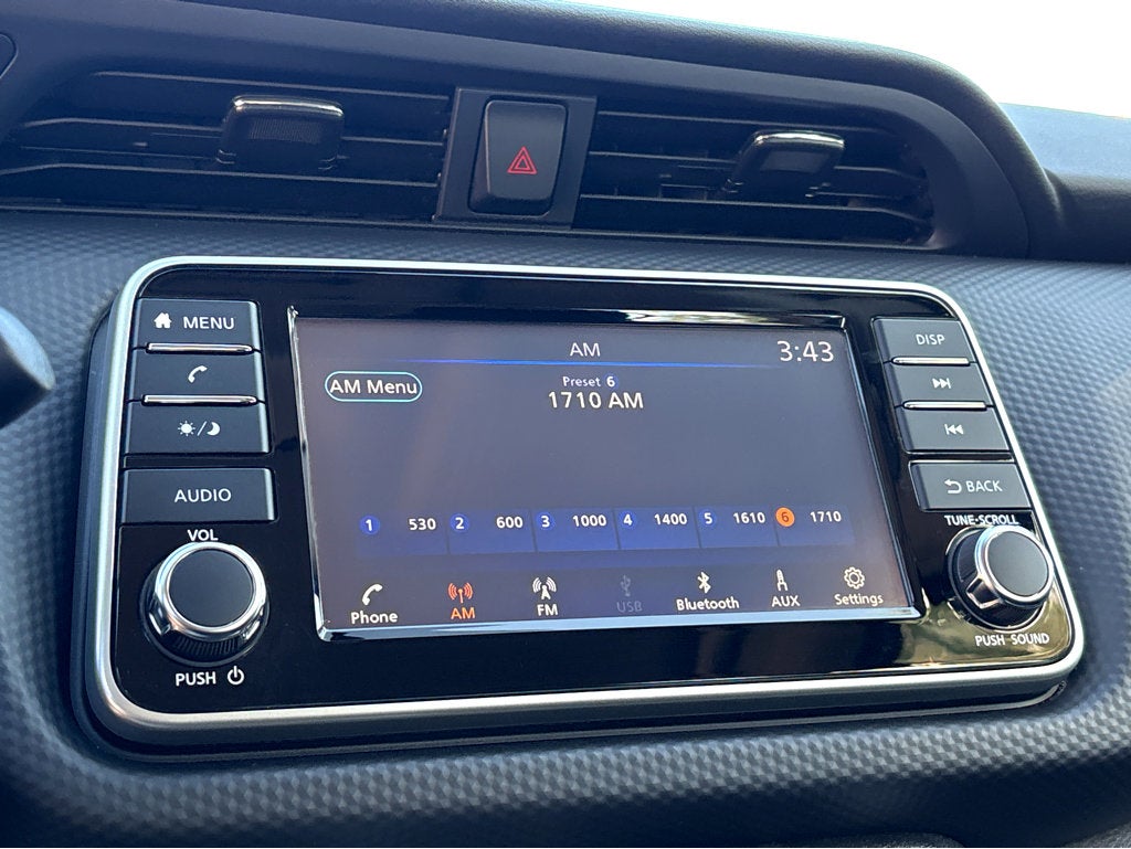 2023 Nissan Kicks S
