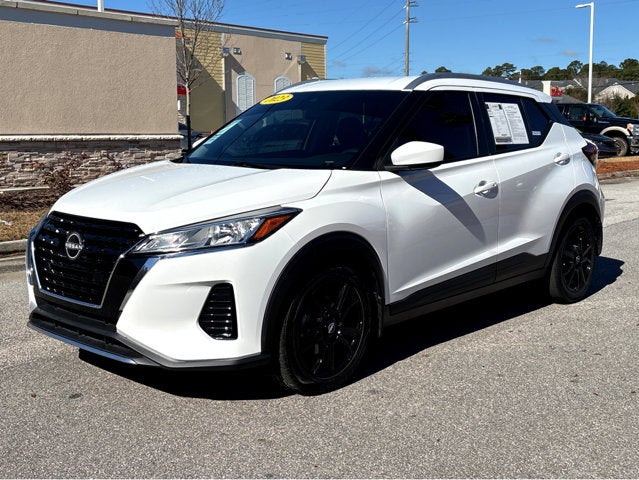 2023 Nissan Kicks SV