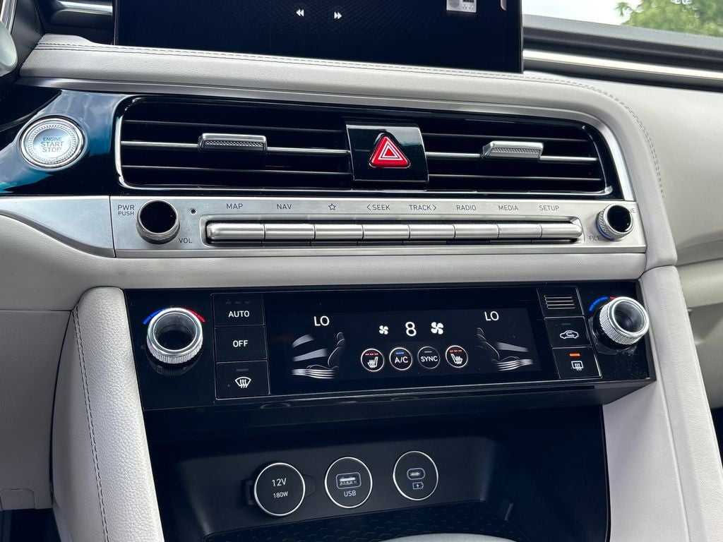 2024 Genesis G70 2.5T