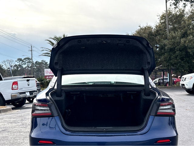 2023 Nissan Maxima SV