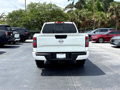 2025 Nissan Frontier SV