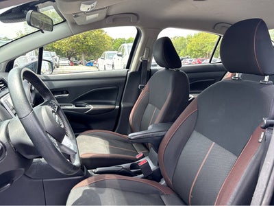 2022 Nissan Versa SR