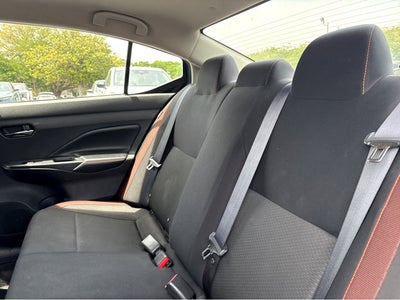 2022 Nissan Versa SR
