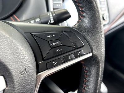 2022 Nissan Versa SR