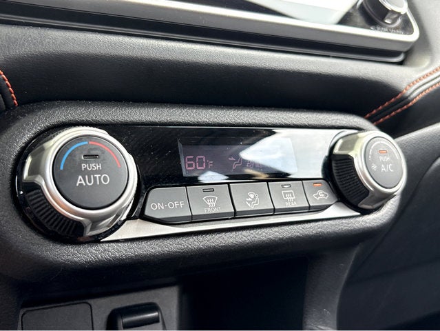 2022 Nissan Versa SR