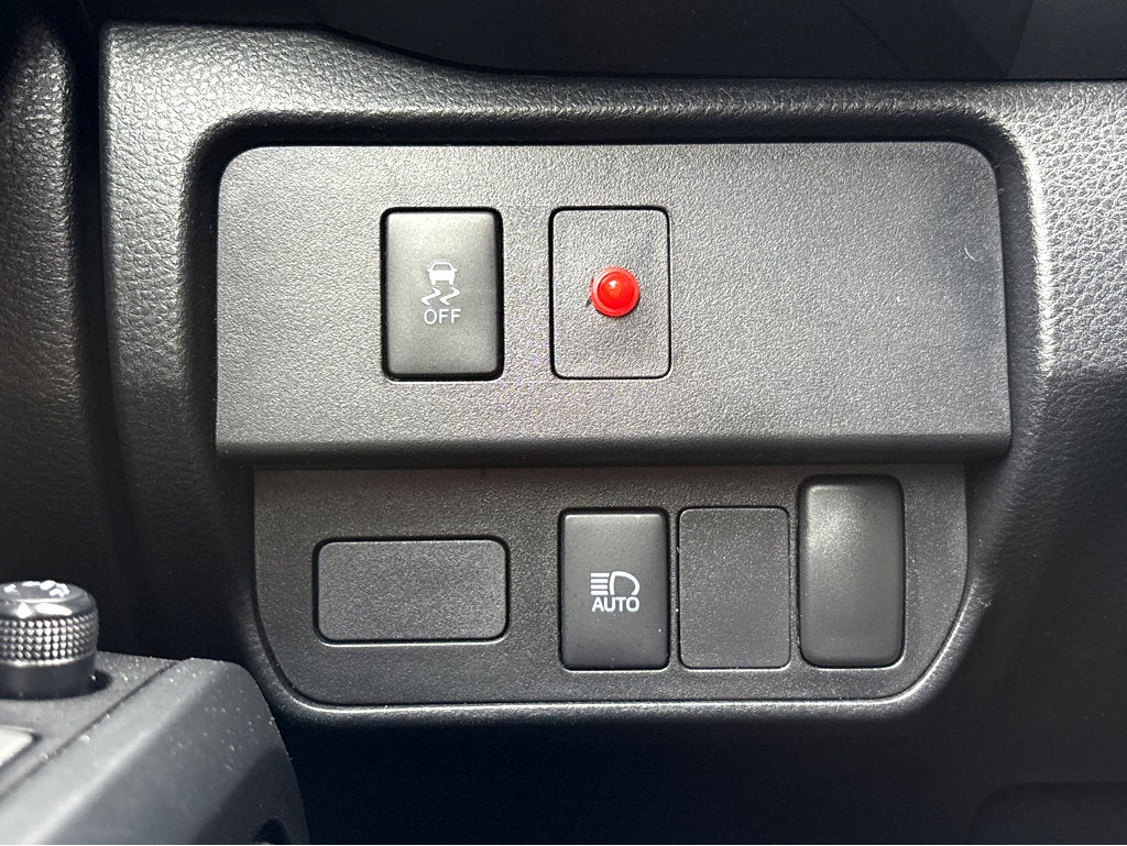 2022 Toyota Tacoma 2WD SR