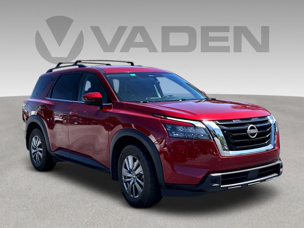 2023 Nissan Pathfinder SV