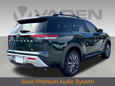 2024 Nissan Pathfinder SL