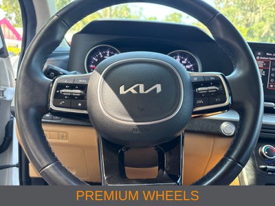2024 Kia Carnival LX