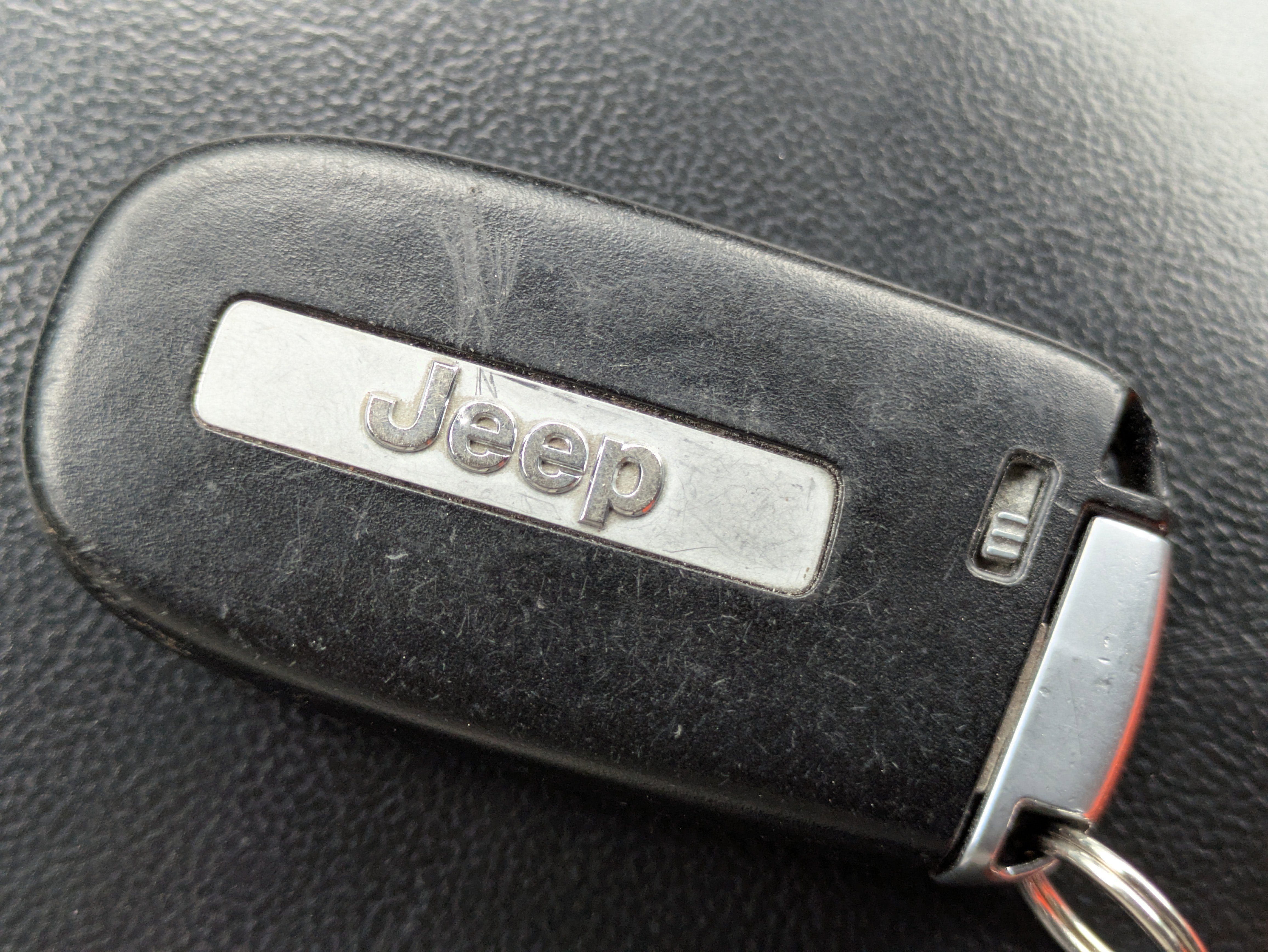 2019 Jeep Grand Cherokee Laredo E