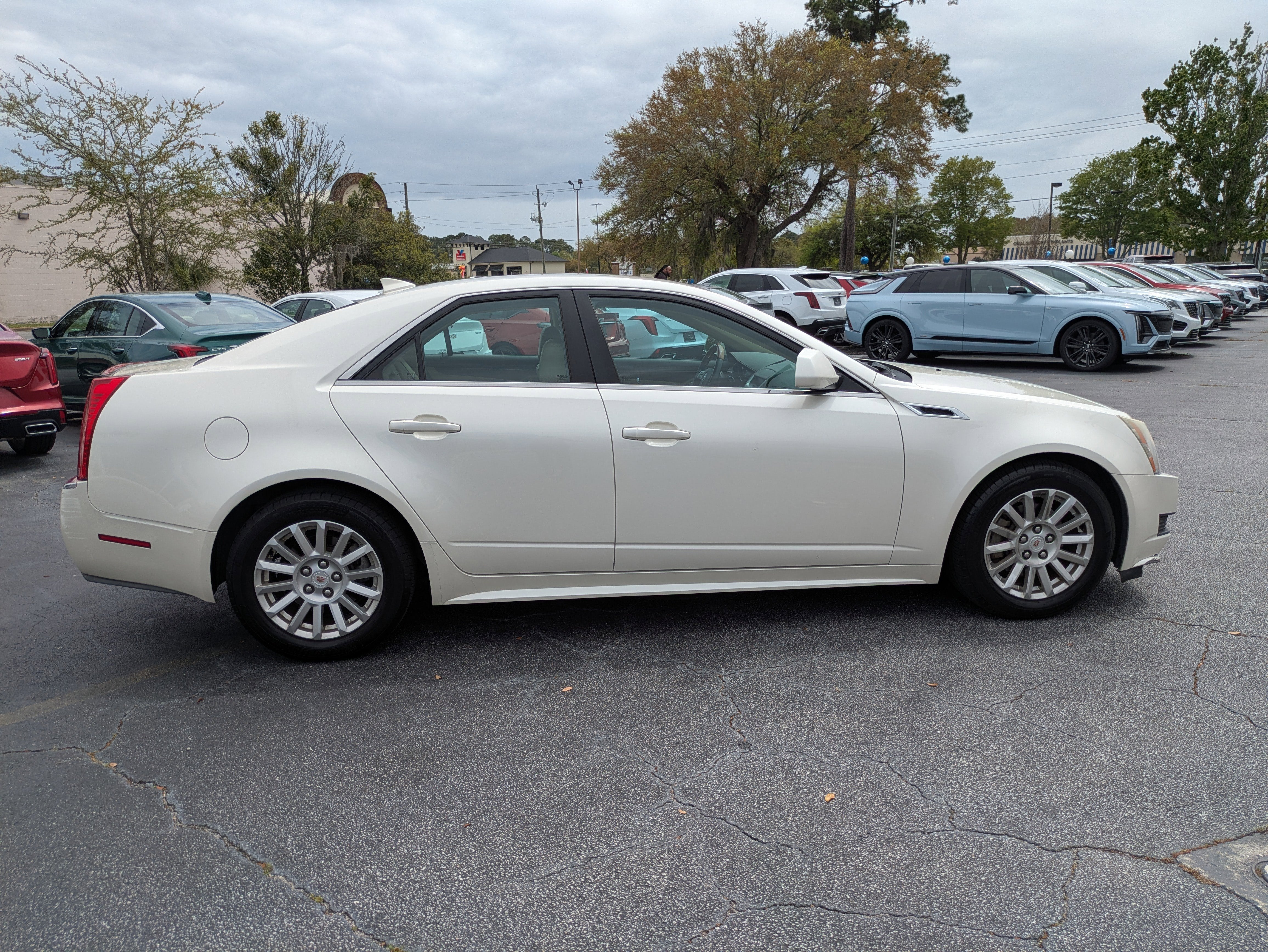 2011 Cadillac CTS Sedan Luxury