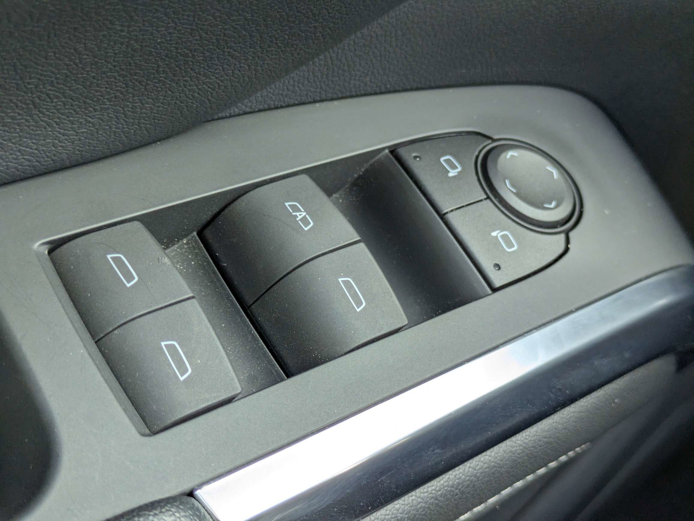2024 Chevrolet Traverse FWD LT
