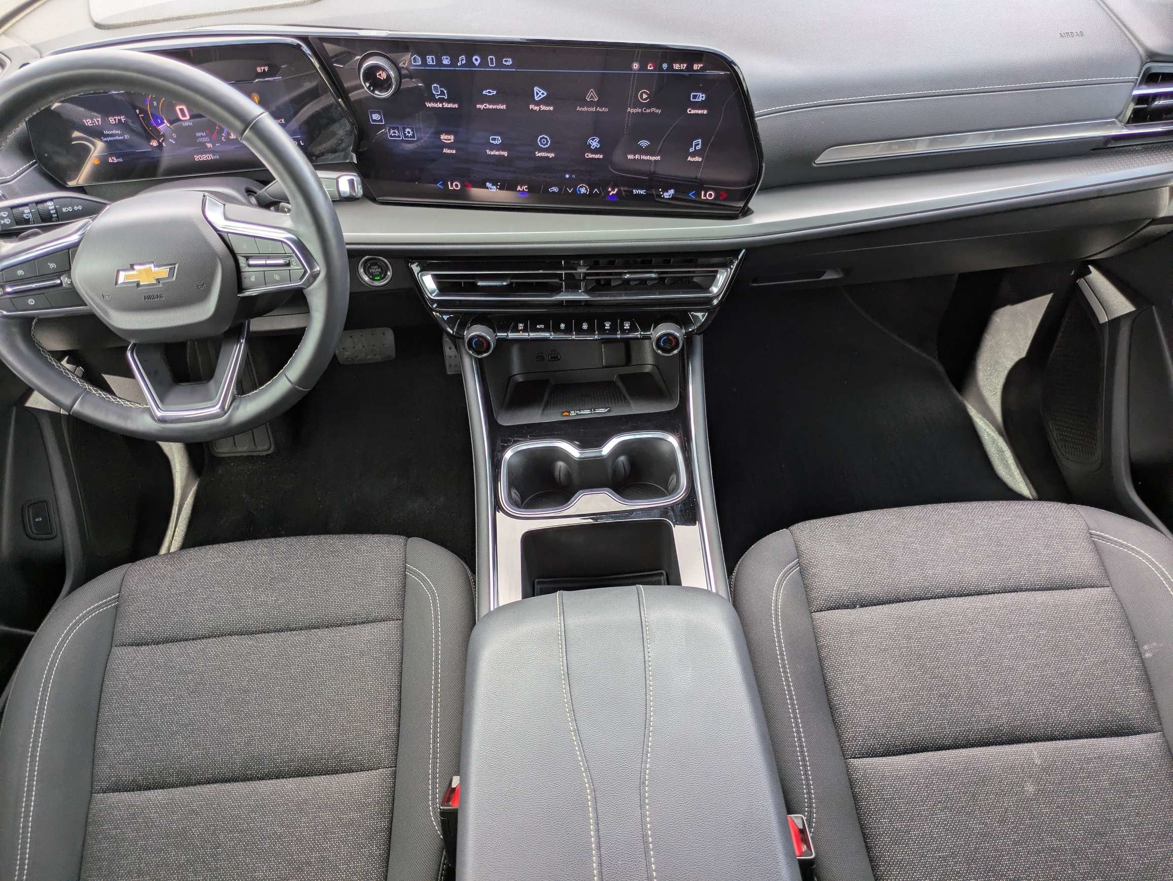 2025 Chevrolet Traverse FWD LT