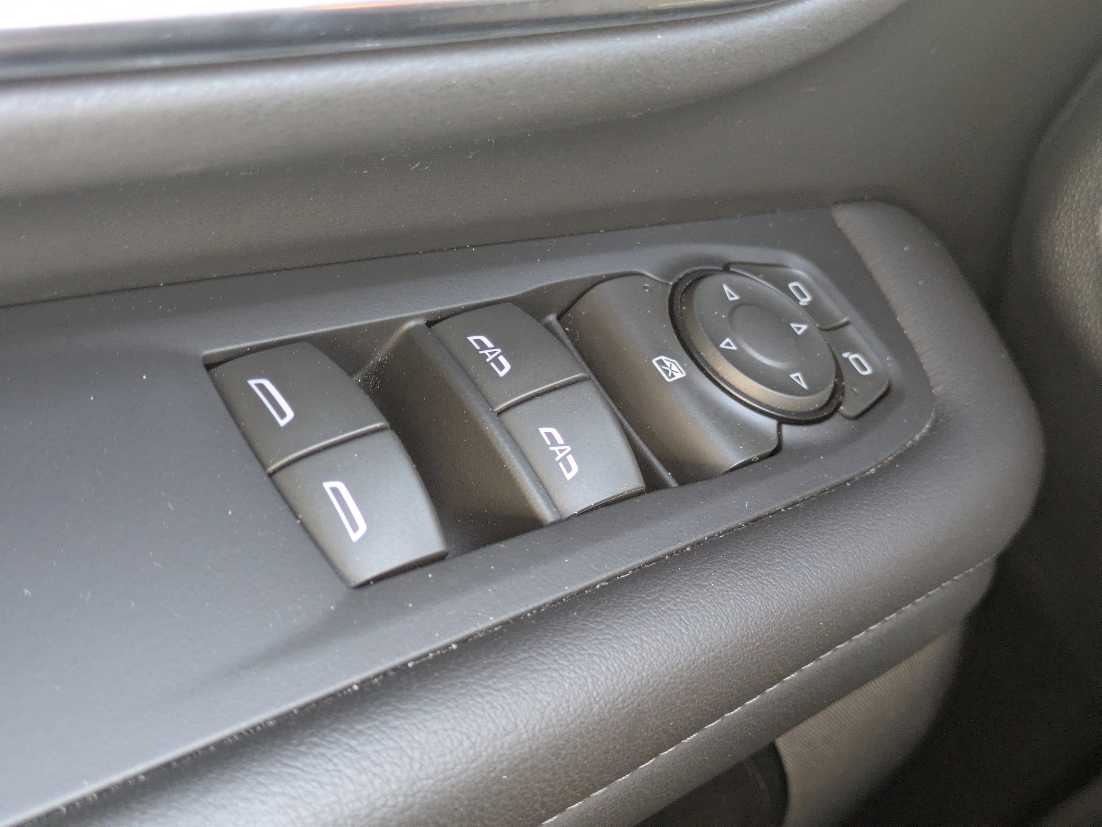 2023 Chevrolet Suburban LS