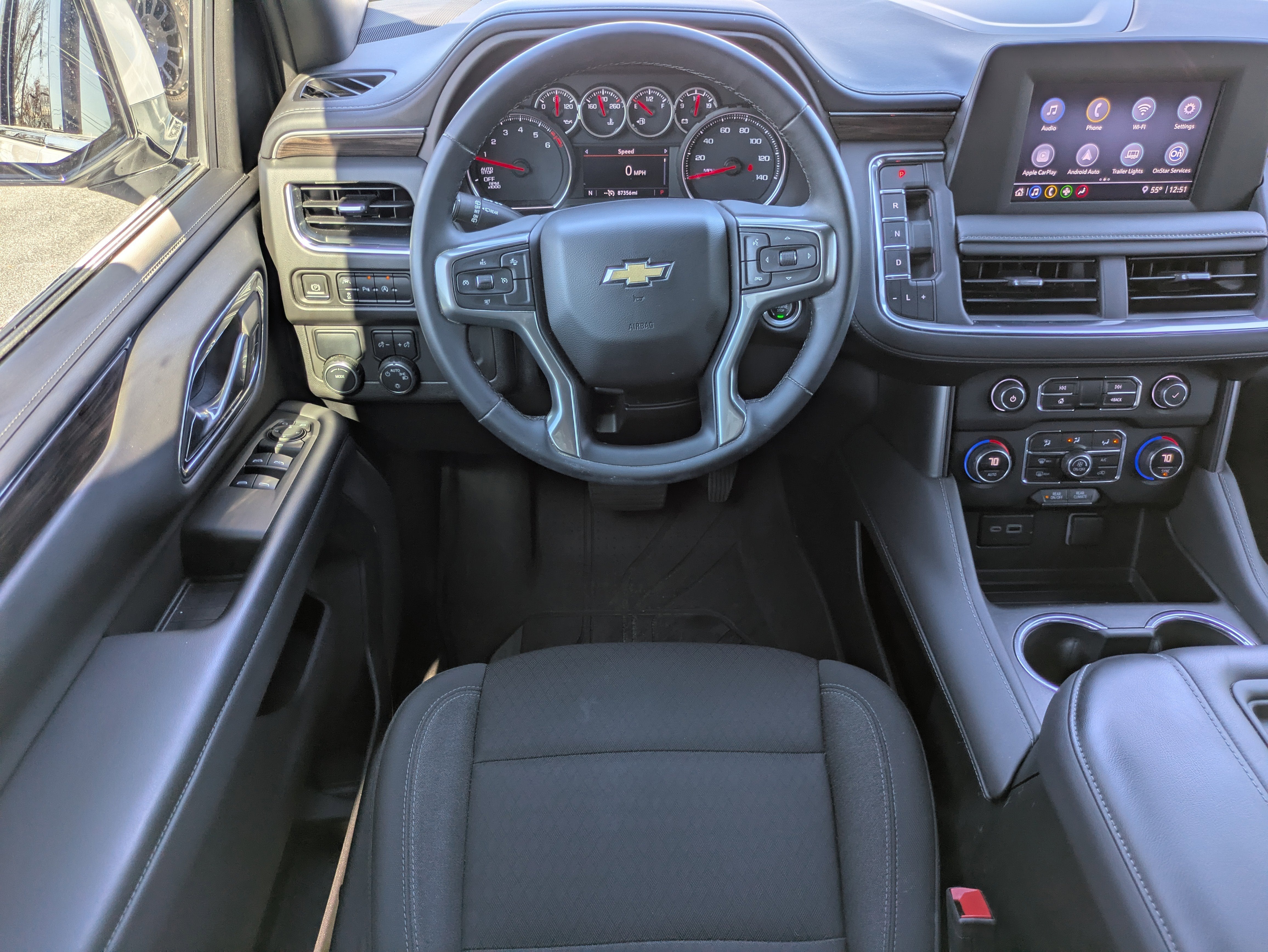 2023 Chevrolet Suburban LS