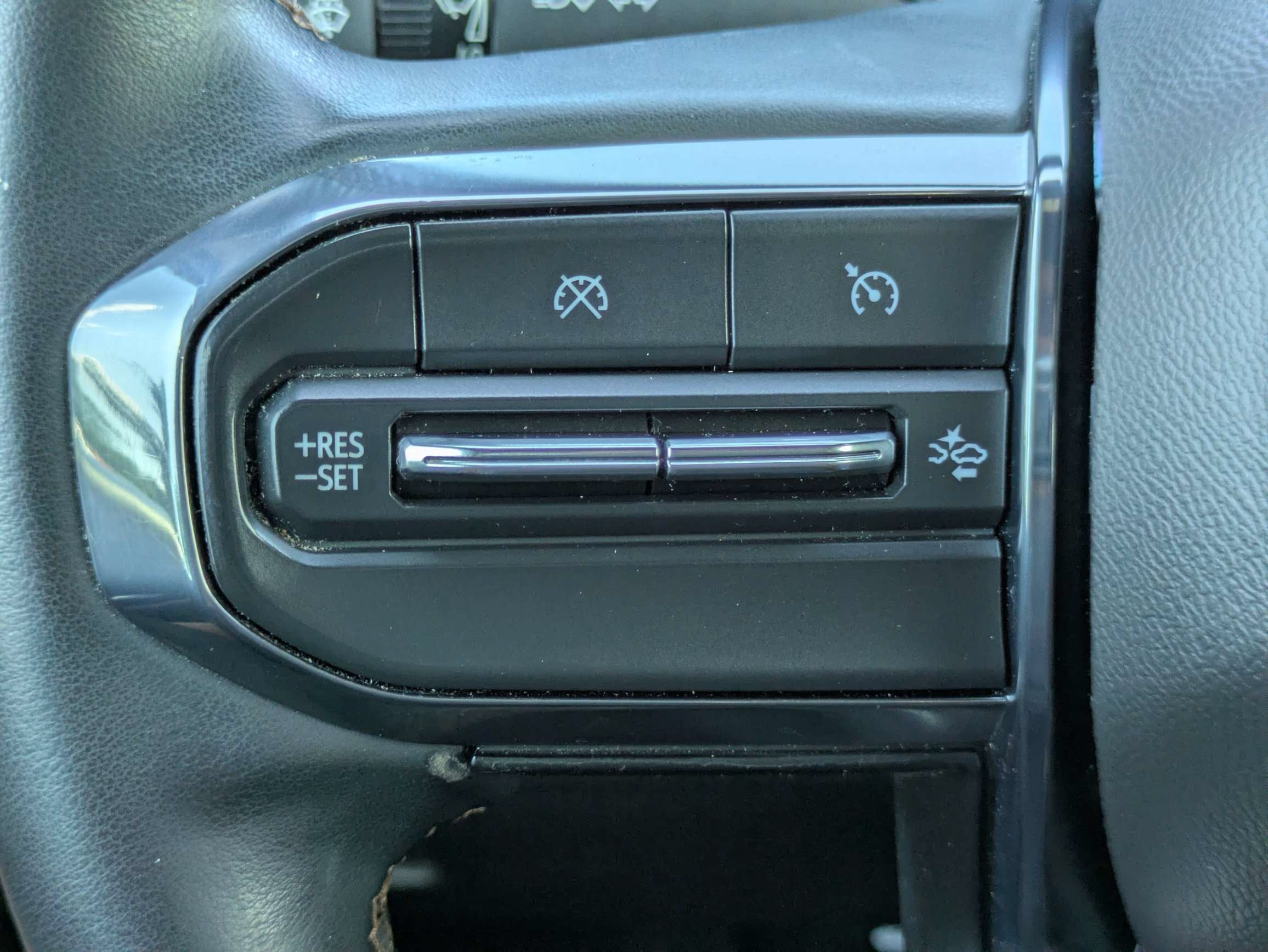 2023 GMC Canyon 4WD AT4