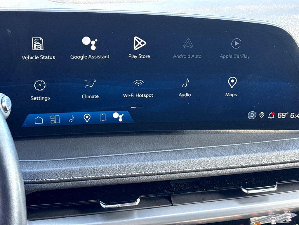 2024 Cadillac XT4 FWD Premium Luxury