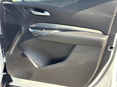 2024 Cadillac XT4 FWD Premium Luxury