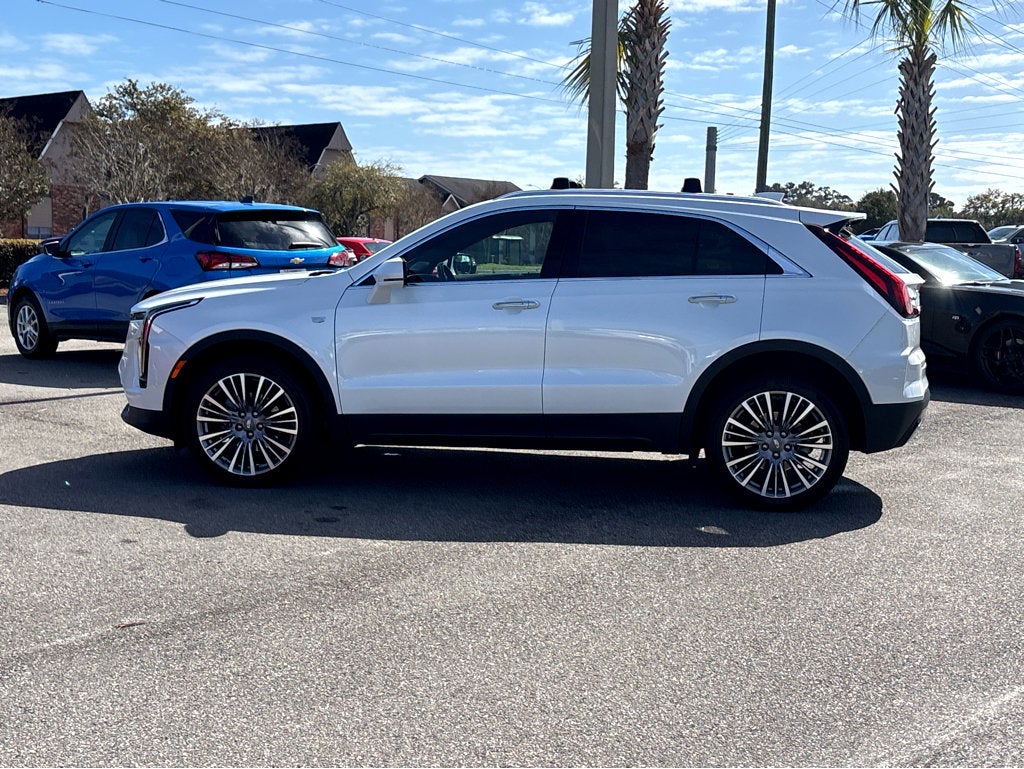 2024 Cadillac XT4 FWD Premium Luxury