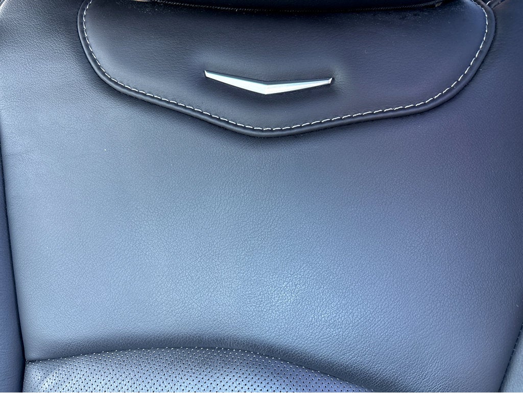 2024 Cadillac XT4 FWD Premium Luxury