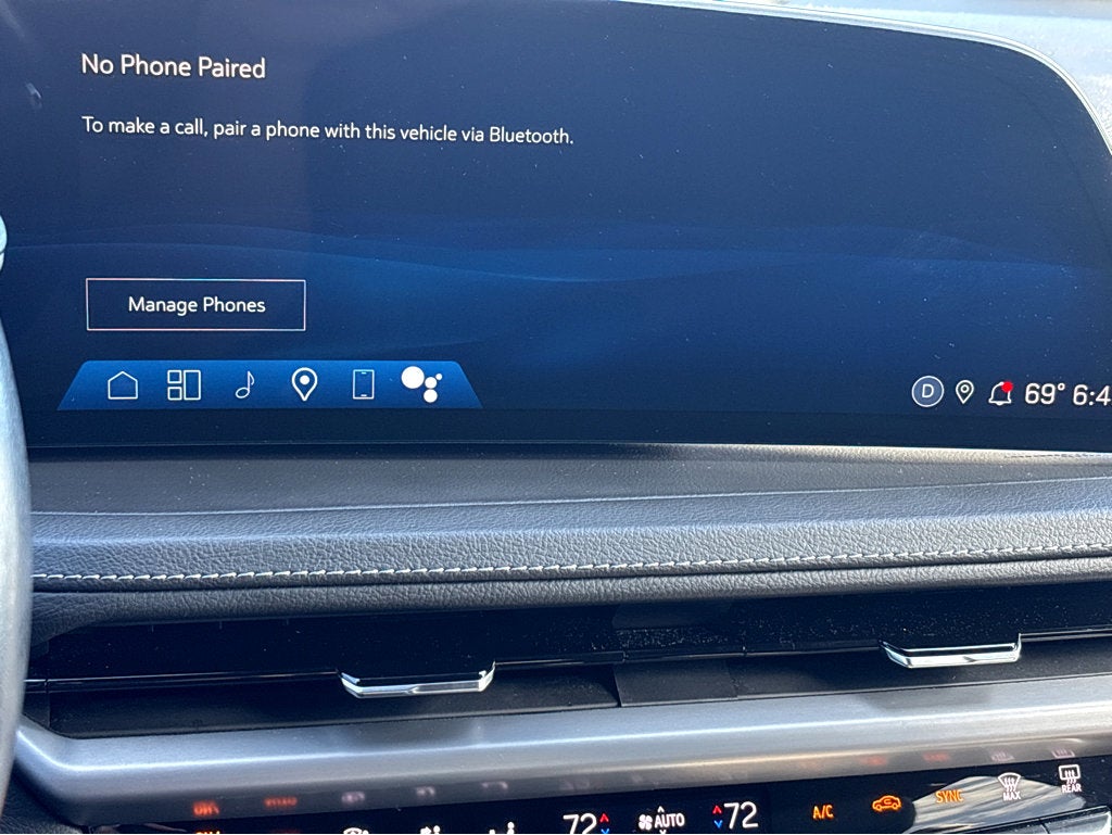 2024 Cadillac XT4 FWD Premium Luxury