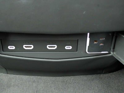 2023 Cadillac Escalade 4WD Sport Platinum