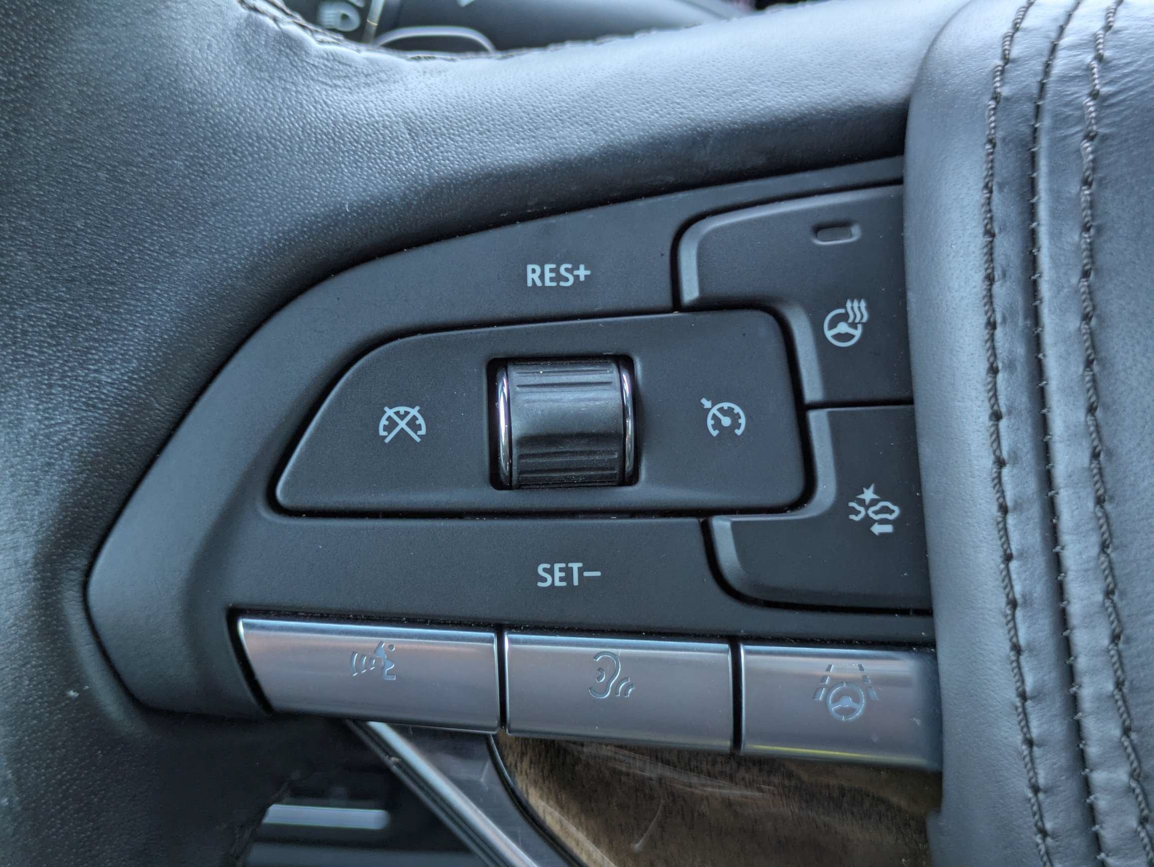 2023 Cadillac Escalade 4WD Sport Platinum