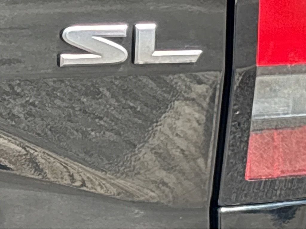 2024 Nissan Frontier SL