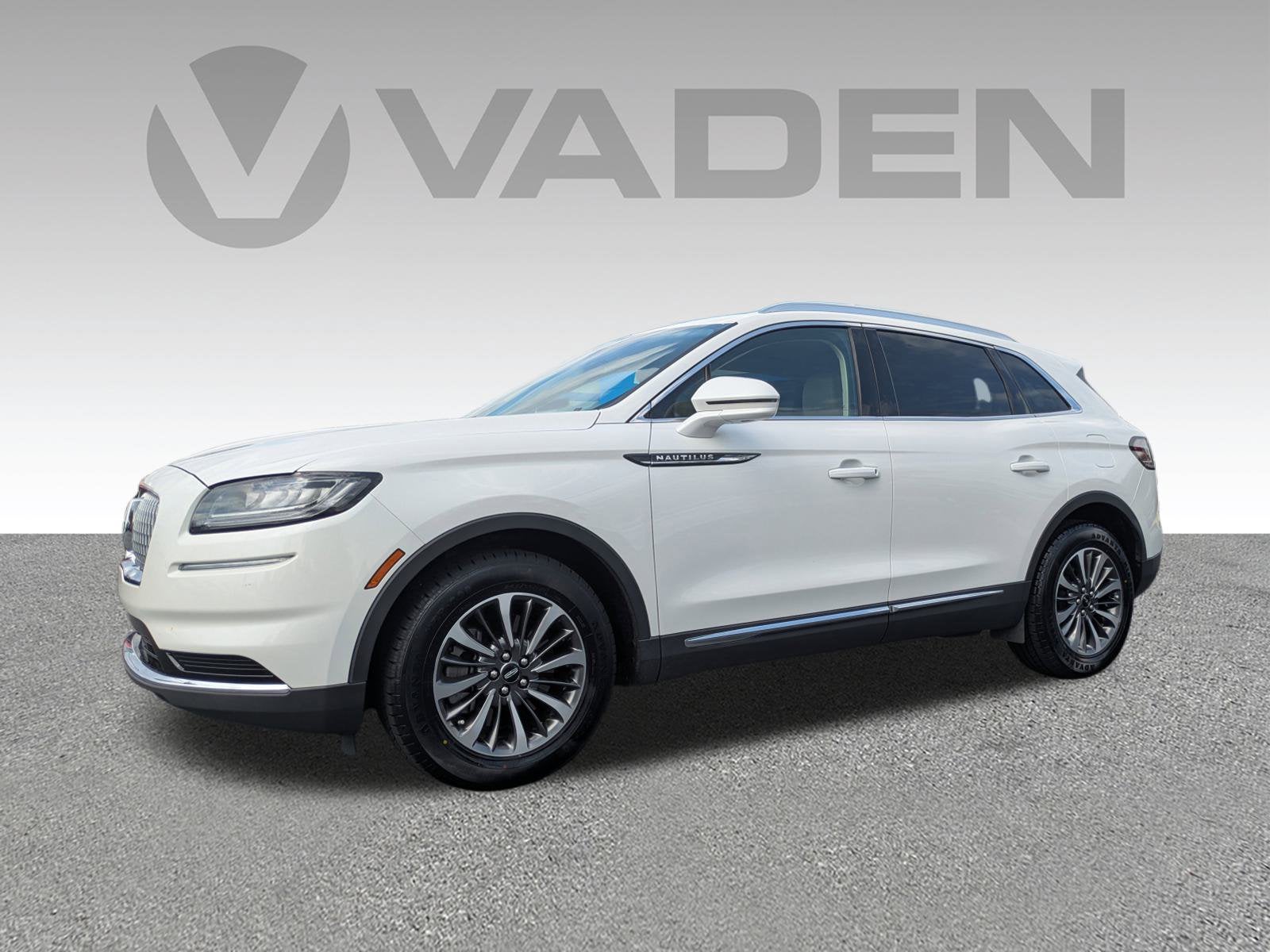 2022 Lincoln Nautilus Standard