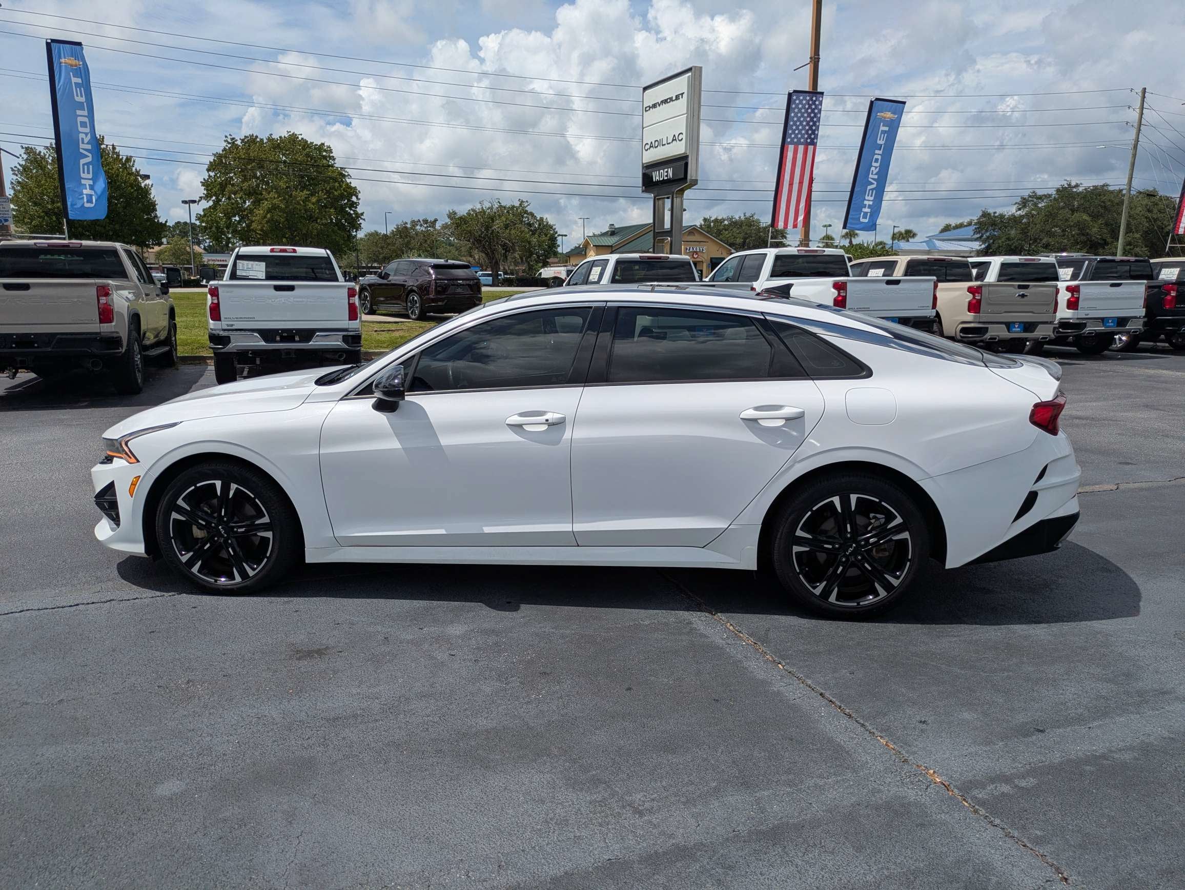 2023 Kia K5 GT-Line